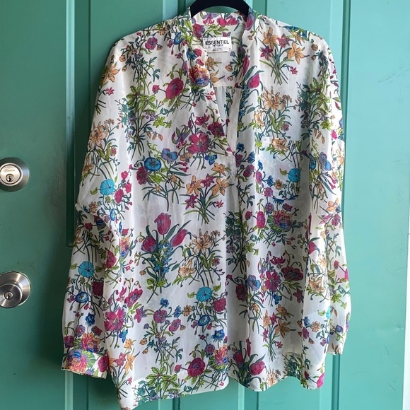 Essentiel antwerp Size 40 ladies floral semi sheer top